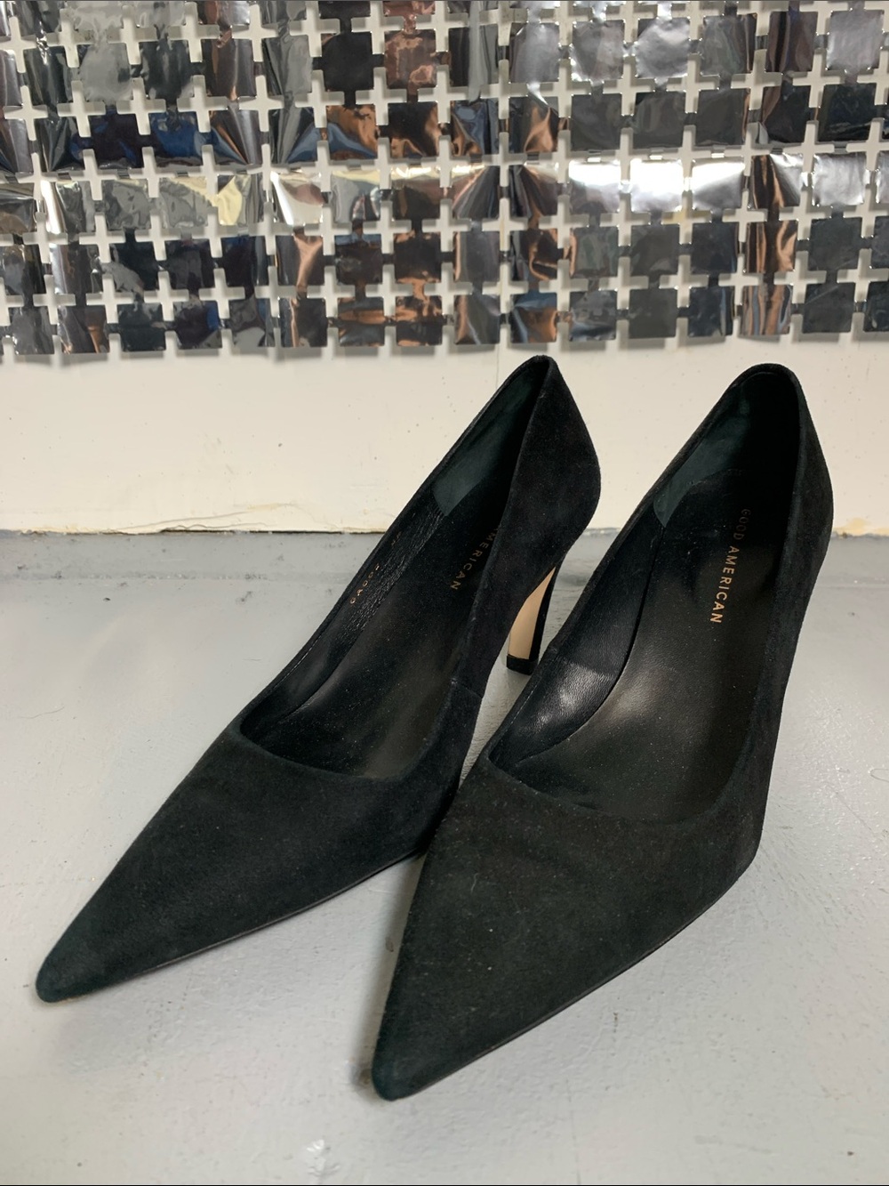 Good American Black Pointed Suede Stiletto Heels